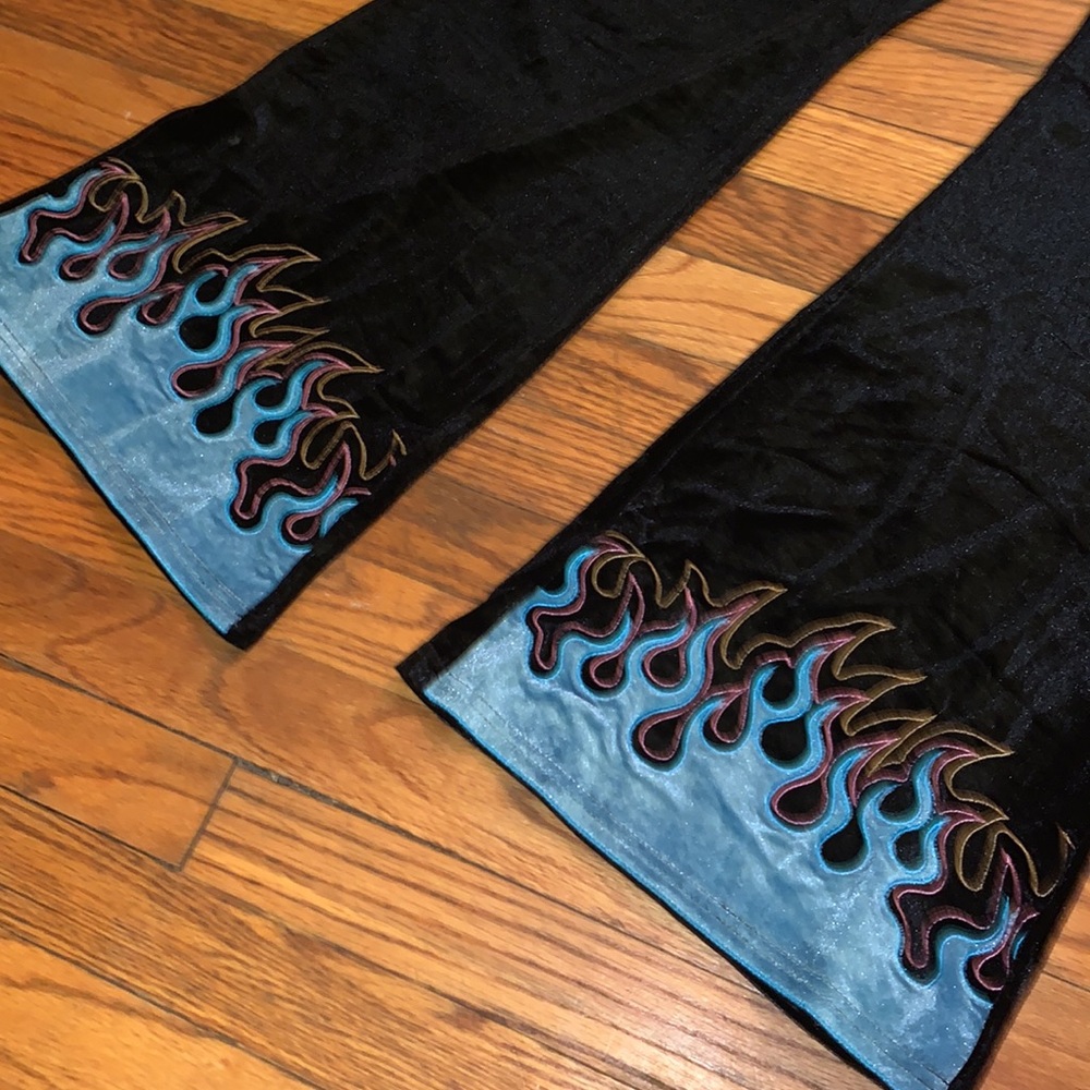 Velvet pants - Picture 2 of 3